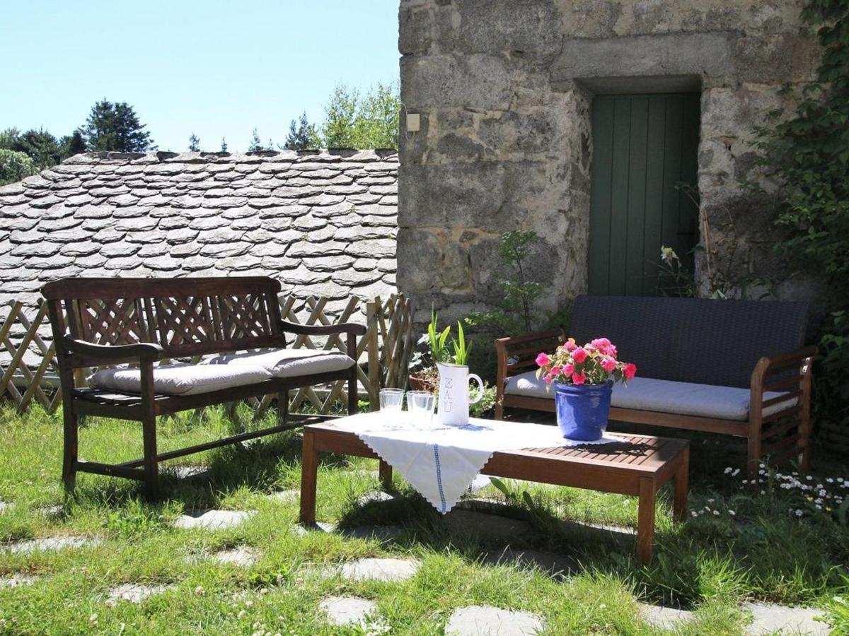 Gite Nature Au Chambon-Sur-Lignon: Terrasse, Wifi, Proche Activites Et Commerces - Fr-1-582-137 Le Chambon-sur-Lignon Bagian luar foto